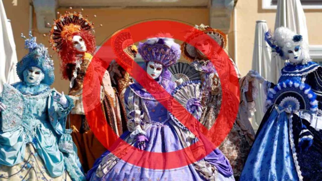 Ufficiale, da oggi scatta DIVIETO DI CARNEVALE: sei in grave pericolo di vita I Posto di blocco letale: addio patente